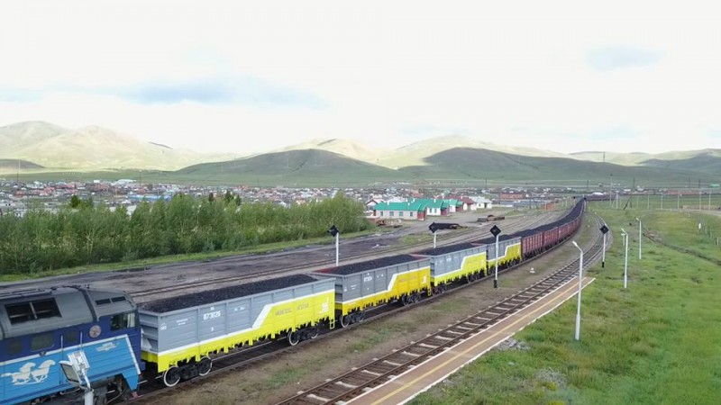 Монголд угсарсан ачааны вагоноор 30 мянган тонн нүүрс тээвэрлээд байна